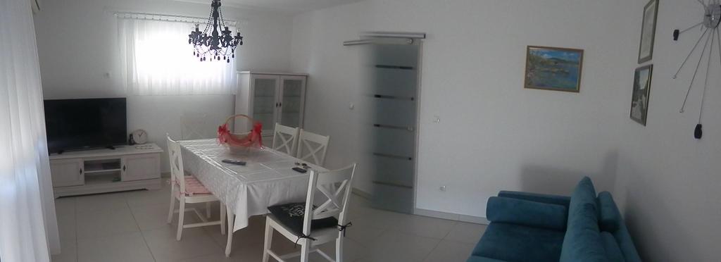 Holiday Home Sisko โตรกีร์ ภายนอก รูปภาพ